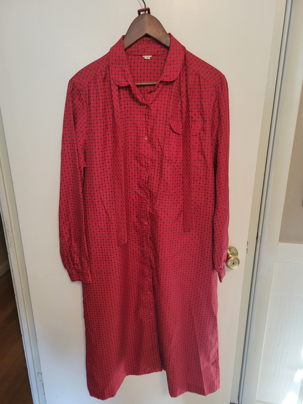 Vintage, Red Long-Sleeve Shirt Dress with Tie Neck